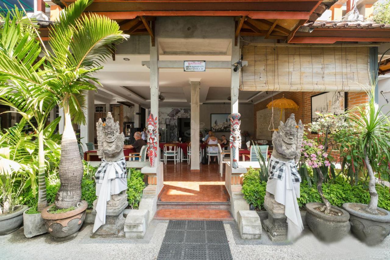 Legian Village Beach Resort - Chse Certified Buitenkant foto