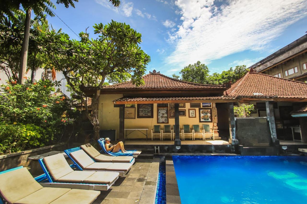 Legian Village Beach Resort - Chse Certified Buitenkant foto